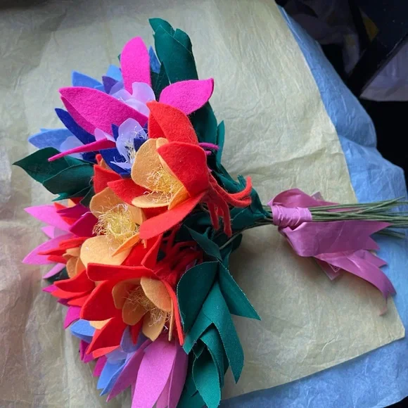 Mixed Color Columbine Artificial Flowers Wedding Bouquet 24 Lot Mixed Media